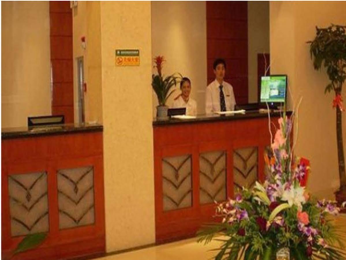 Greentree Inn Jiangsu Wuxi Hubin Business Street Business Hotel ภายนอก รูปภาพ