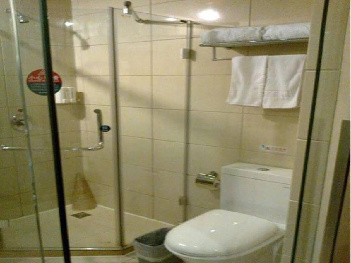 Greentree Inn Jiangsu Wuxi Hubin Business Street Business Hotel ภายนอก รูปภาพ