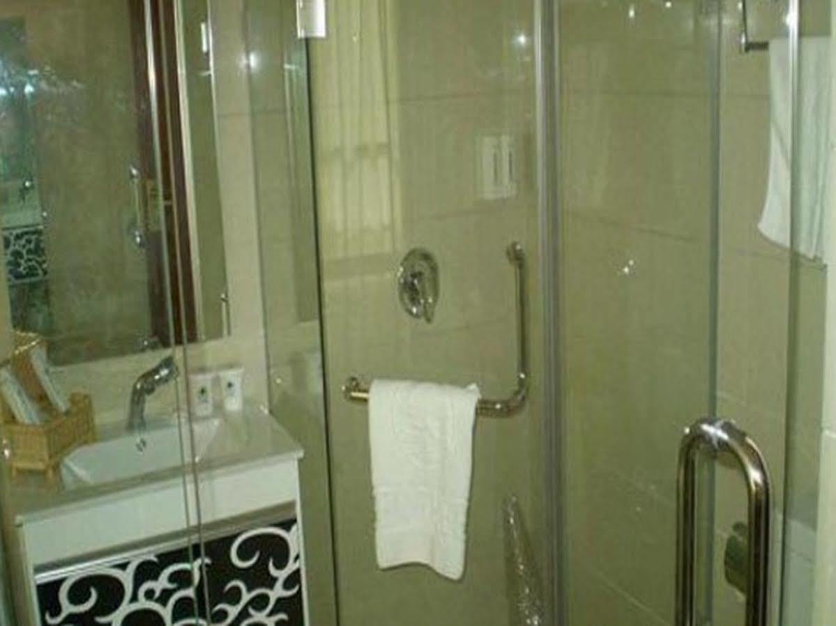Greentree Inn Jiangsu Wuxi Hubin Business Street Business Hotel ภายนอก รูปภาพ